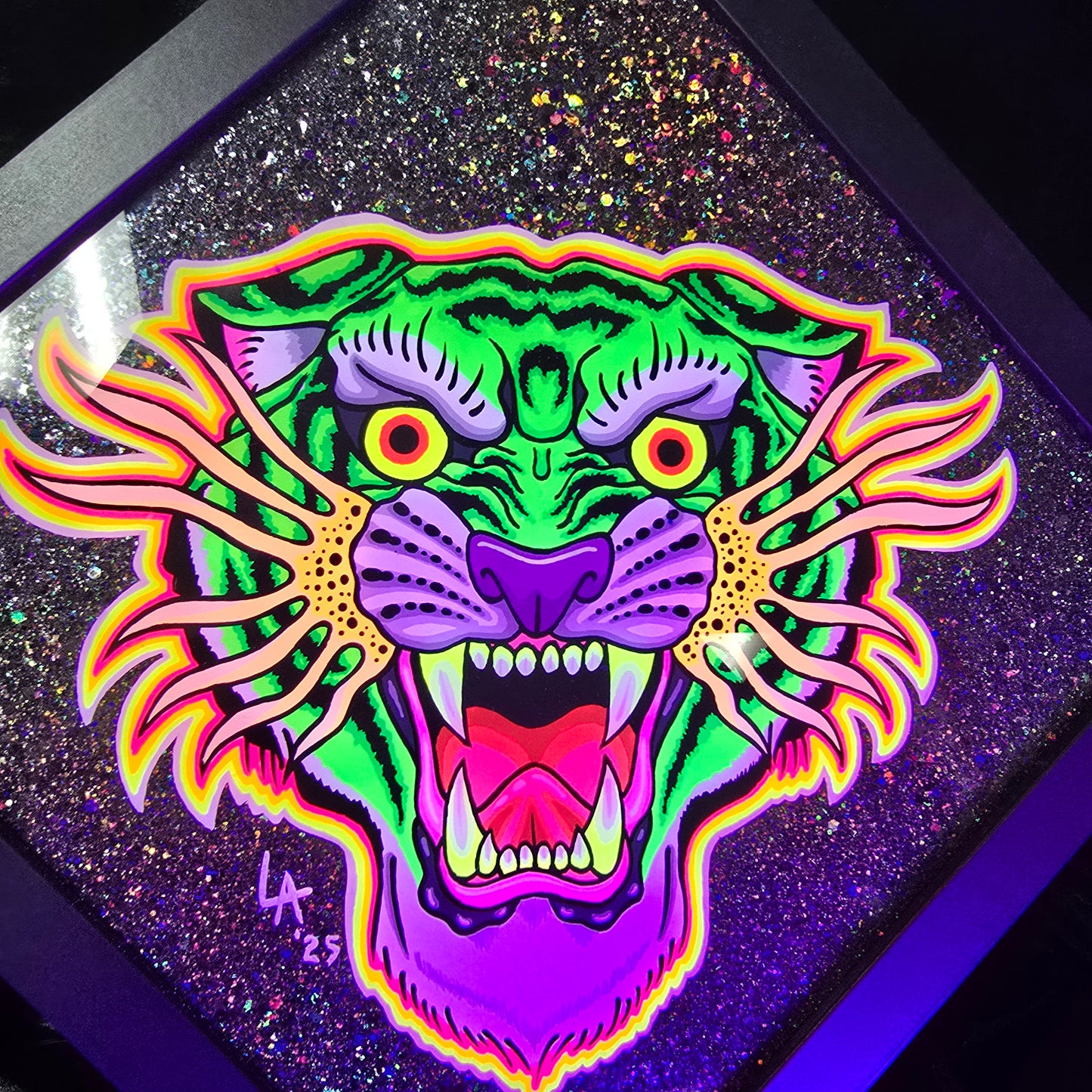Lazer Tiger UV Reactive Slime Green & Halo Black Glitter
