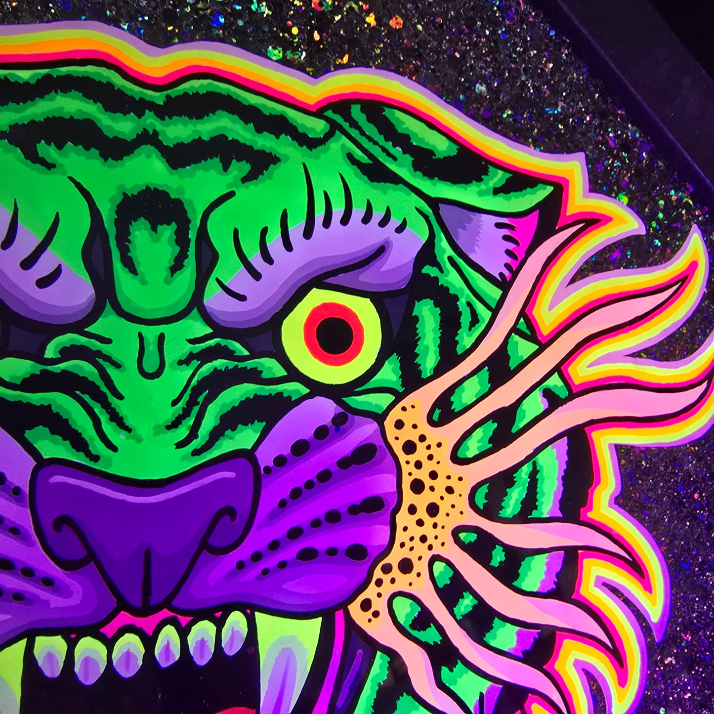 Lazer Tiger UV Reactive Slime Green & Halo Black Glitter