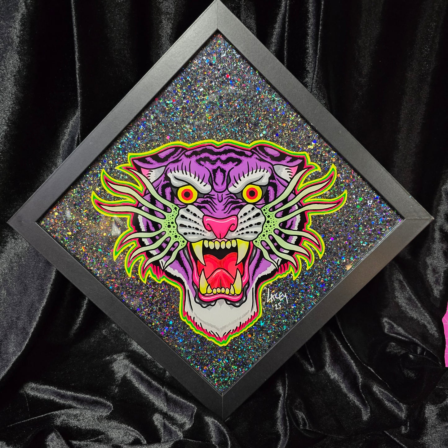 Lazer Tiger UV Reactive Purple