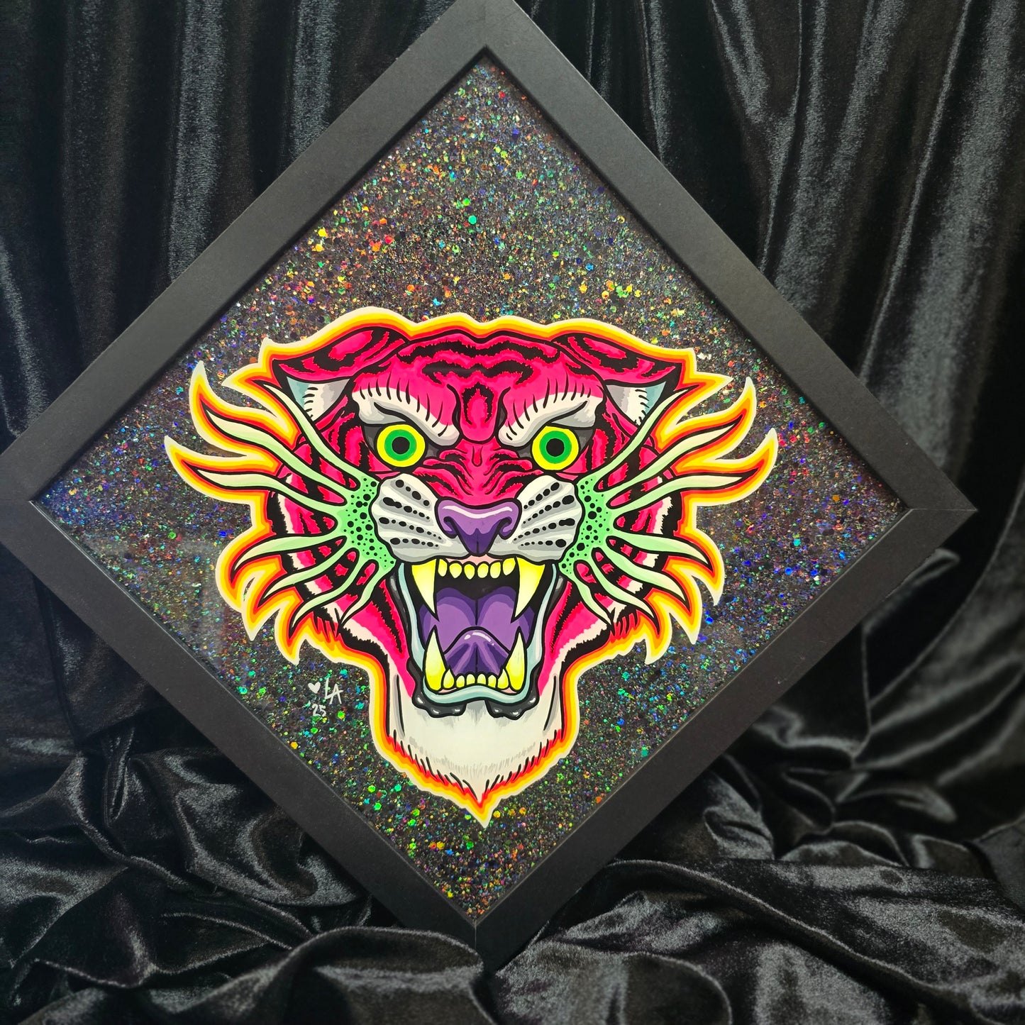 Lazer Tiger UV Reactive Hot Pink & Halo Black Glitter