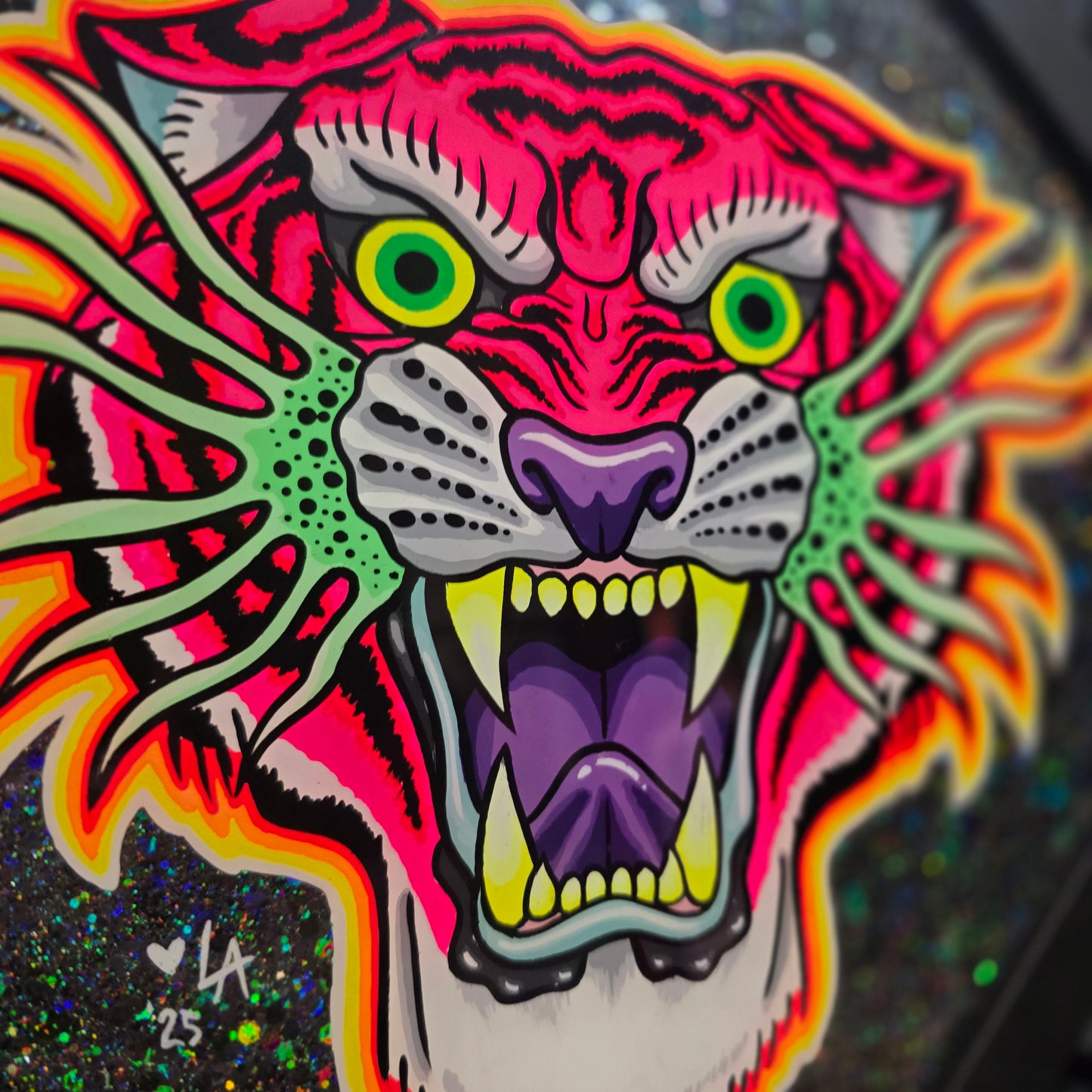Lazer Tiger UV Reactive Hot Pink & Halo Black Glitter
