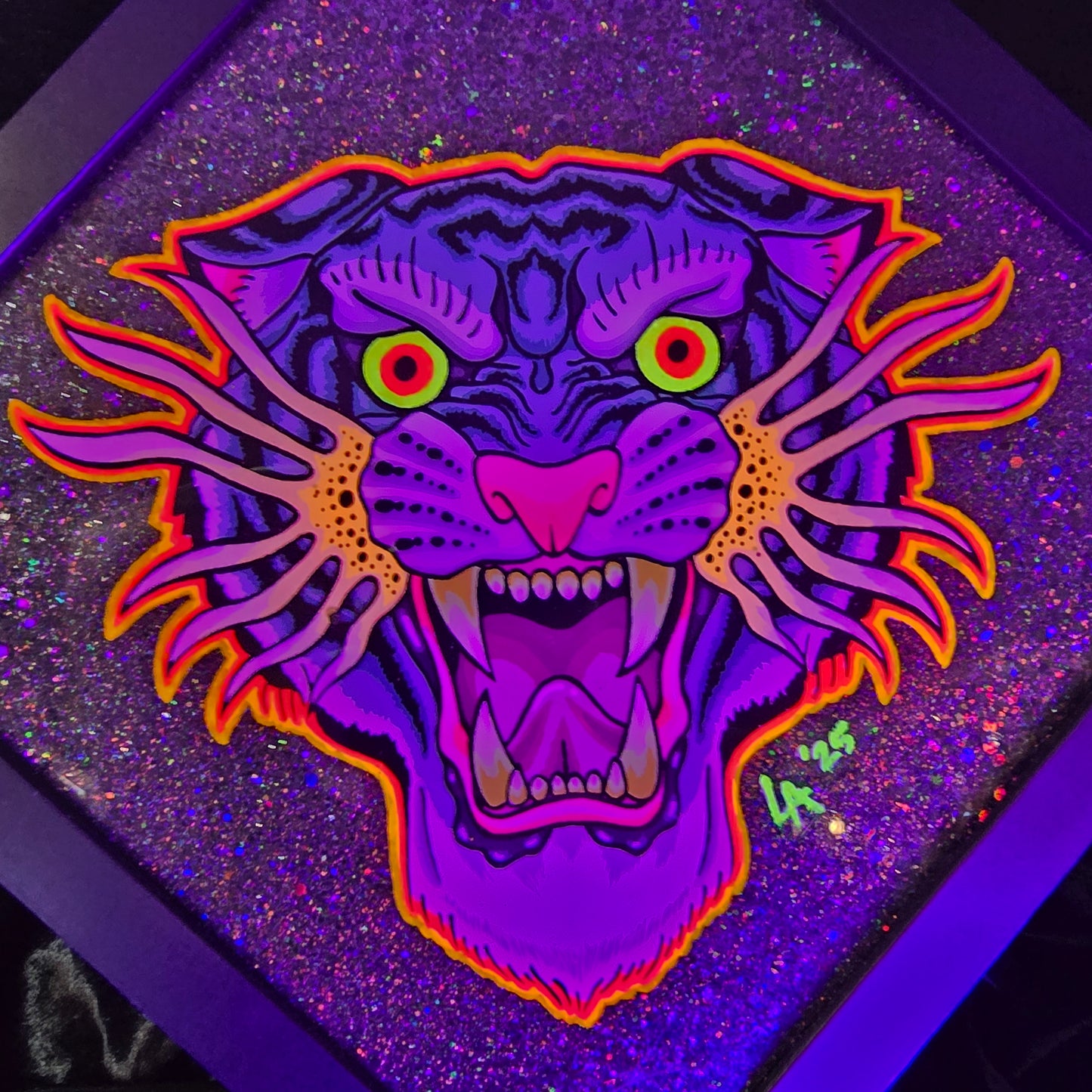 Lazer Tiger UV Reactive Teal & Halo Black Glitter *FLAWED